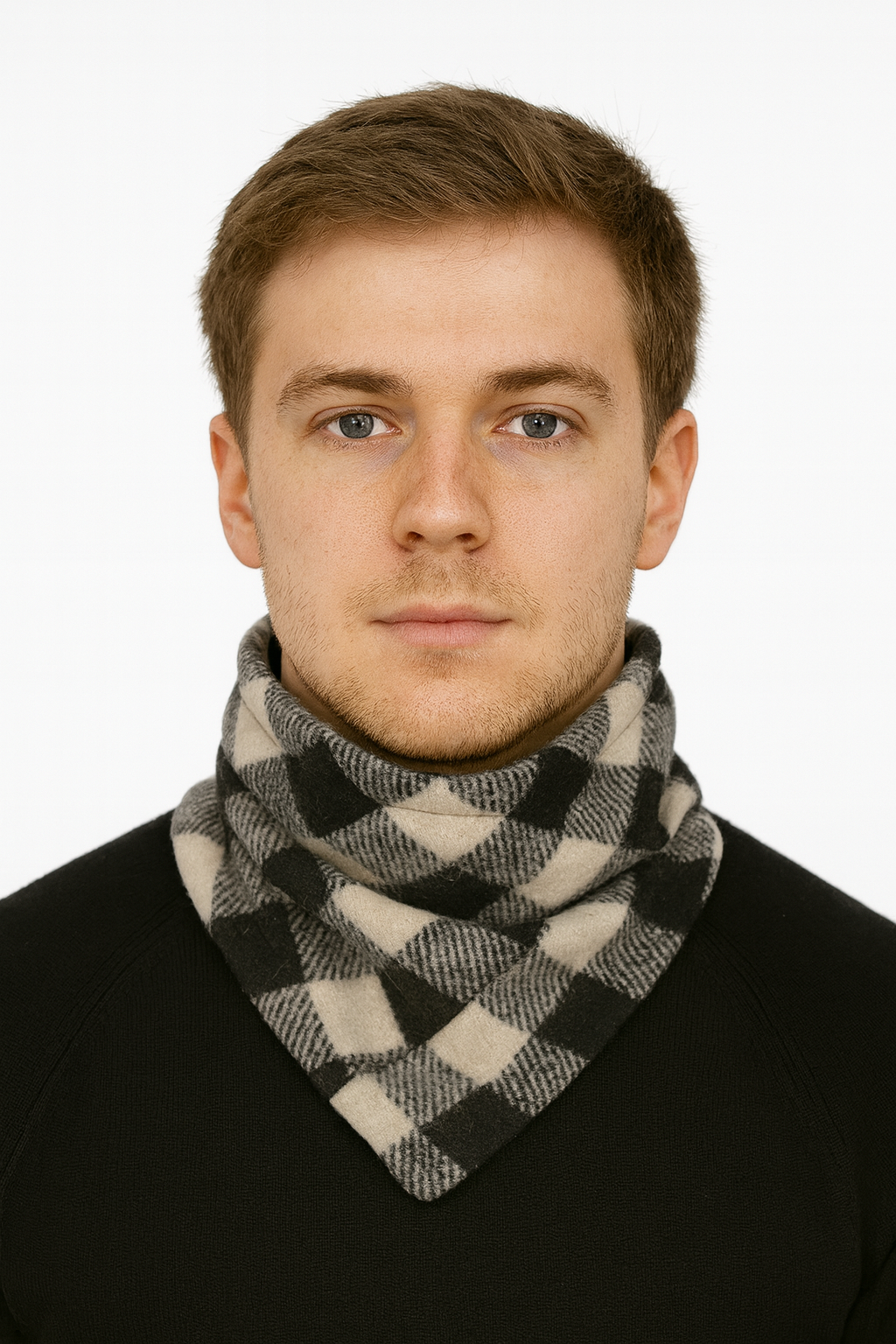 Winter Neck Warmer (White/Black)