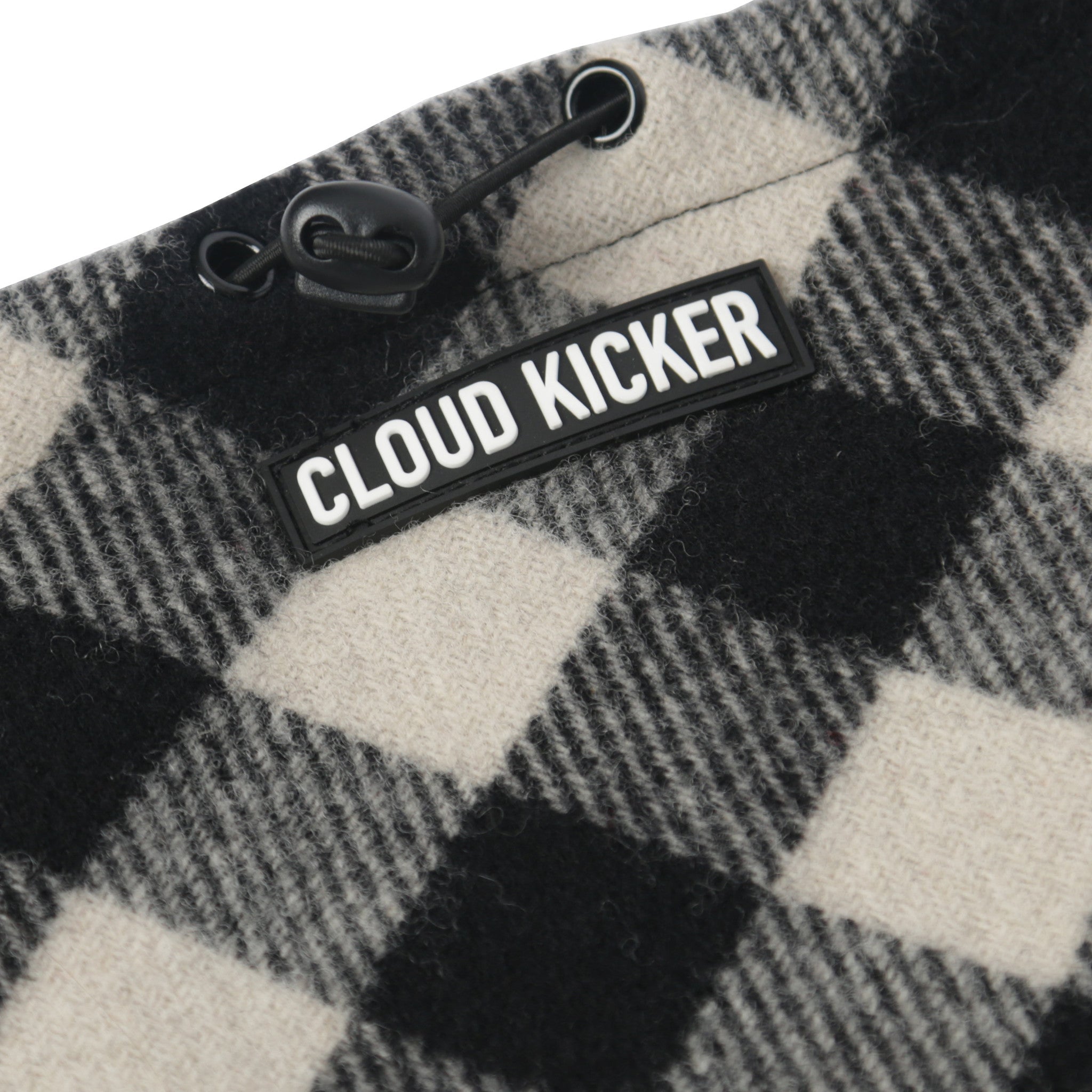 Winter Neck Warmer (White/Black)